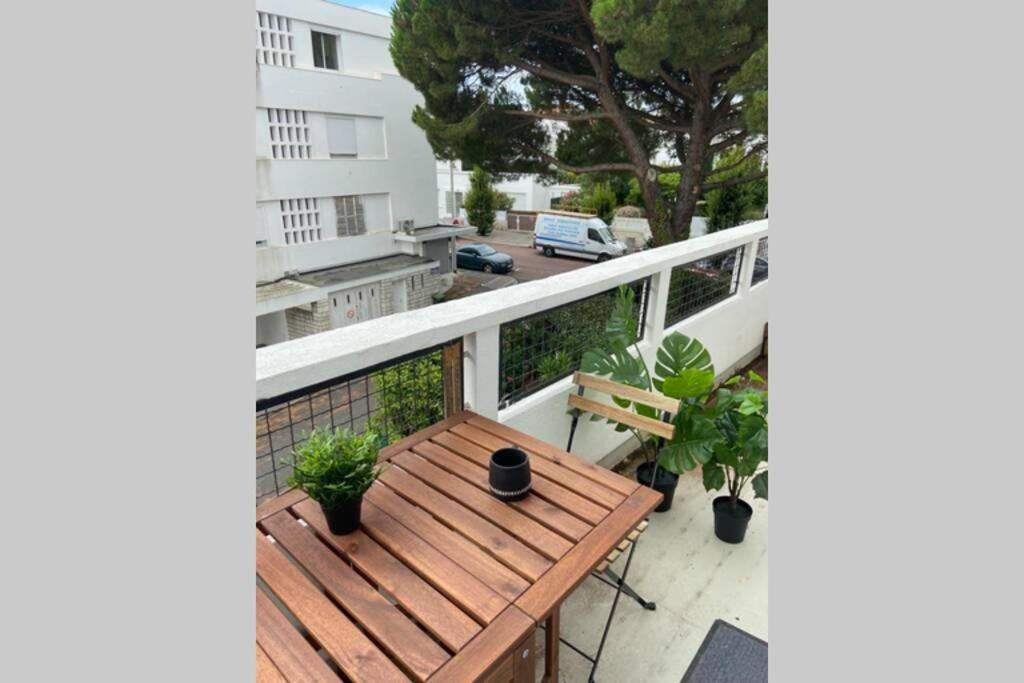 Royan 2P - Centre - 300M Plage Appartement Buitenkant foto