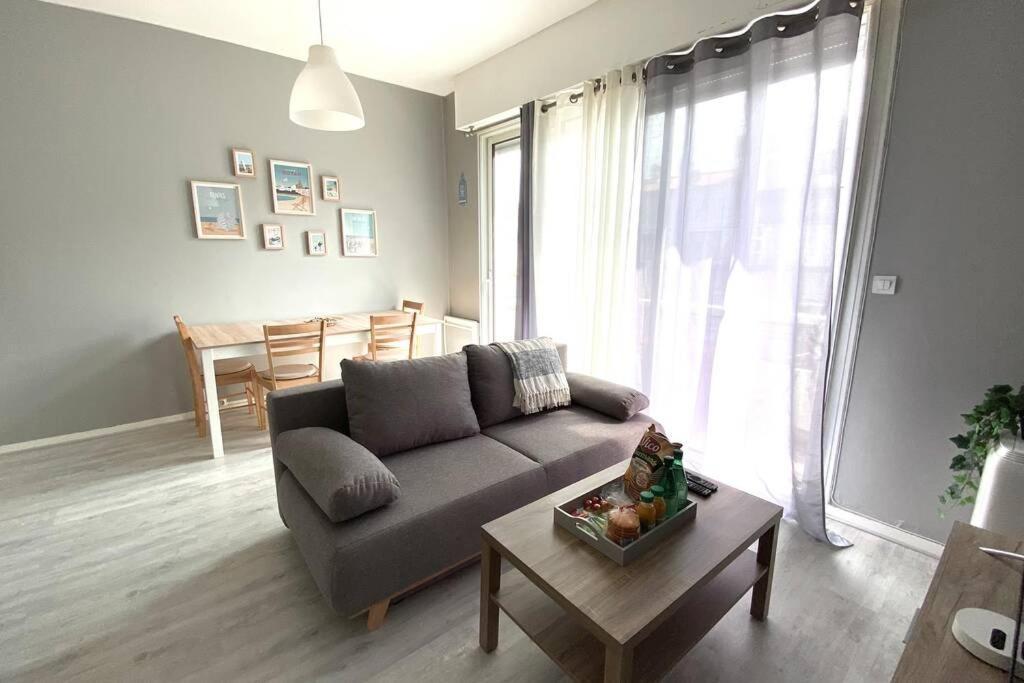 Royan 2P - Centre - 300M Plage Appartement Buitenkant foto